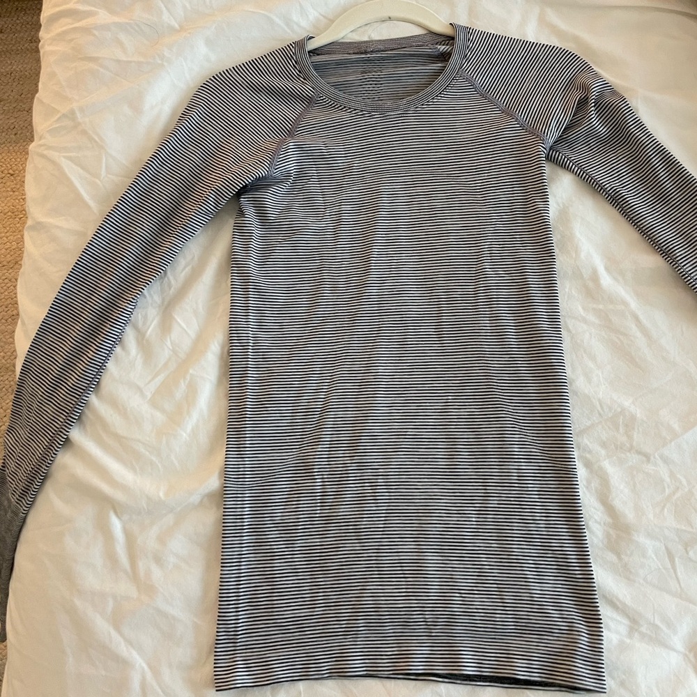Lululemon Swiftly LS BLK/WHT